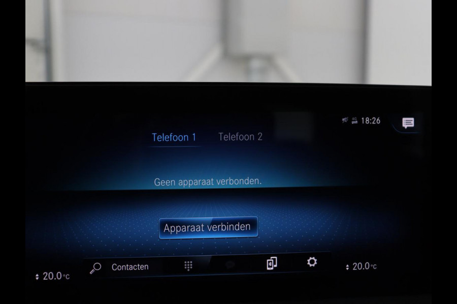 Mercedes-Benz A-Klasse 200 Business Solution Luxury | Trekhaak | Panoramadak | Leder | Memory | Sfeerverlichting | Full LED | Stoelverwarming | Camera | Park assist | Cruise control |