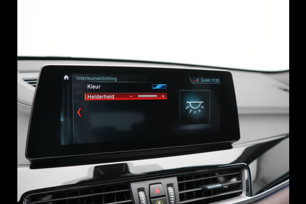 BMW X1 xDrive25e xLine PHEV 221pk Dealer O.H | Panodak | Adaptive Cruise | Camera | Head Up | Lederen Sportstoelen Memory & Verwarmd | Hifi Audio | Lane Assist | Sfeerverlichting | Navigatie | DAB | 18"L.M | Plug In Hybrid |