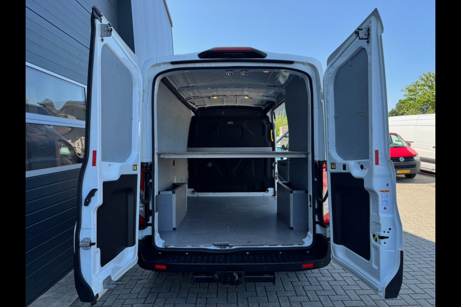 Ford Transit 350 2.0 TDCI 130pk L2H2 Trend MHEV | Camera | Trekhaak | Winterpack | Cruise | Bluetooth | CarPlay | Airco