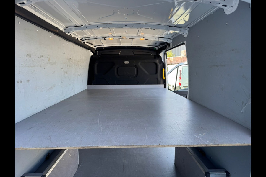 Ford Transit 350 2.0 TDCI 130pk L2H2 Trend MHEV | Camera | Trekhaak | Winterpack | Cruise | Bluetooth | CarPlay | Airco