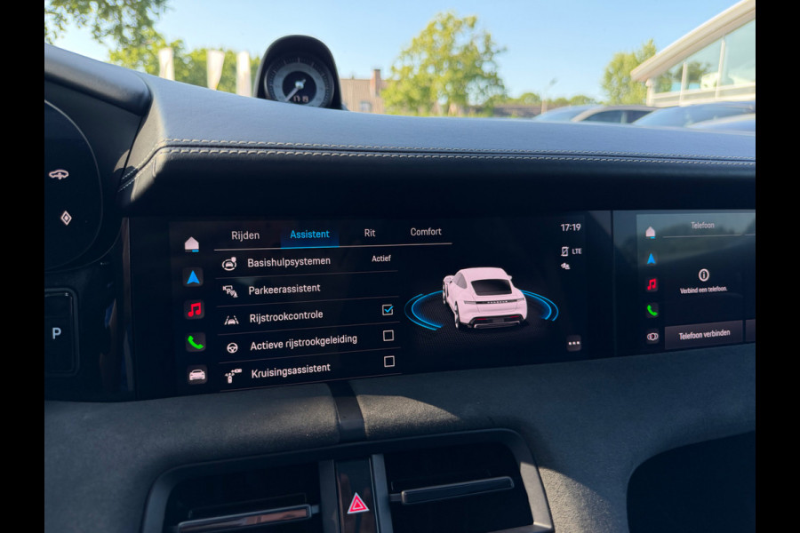 Porsche Taycan GTS 93 kWh / SoH 91,6% / Panoramadak / 360Camera / Head-up / Passenger Display / Achterasbesturing / Keyless / Bose / 21'' / Luchtvering / Sportdesign+Chrono / Matrix LED / Carbon intr. / Innodrive