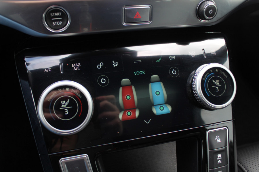 Jaguar I-PACE EV400 First Edition 90 kWh / Full option! / Trekhaak / Panoramadak / 360Camera / Head-up / 20'' / Luchtvering / Leder / Meridian / Stoel+Stuurverwarming / 4zone Airco / DAB / Dodehoek / ACC