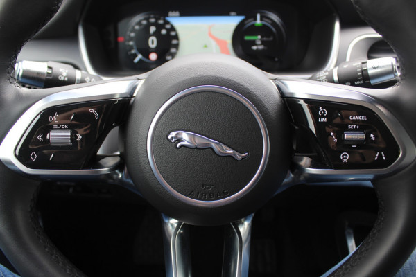 Jaguar I-PACE EV400 First Edition 90 kWh / Full option! / Trekhaak / Panoramadak / 360Camera / Head-up / 20'' / Luchtvering / Leder / Meridian / Stoel+Stuurverwarming / 4zone Airco / DAB / Dodehoek / ACC