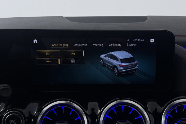 Mercedes-Benz EQA 250 Business Solution AMG 67 kWh (SFEERVERLICHTING, STOELVERWARMING, CAMERA, CRUISE CONTROL, NAVIGATIE)