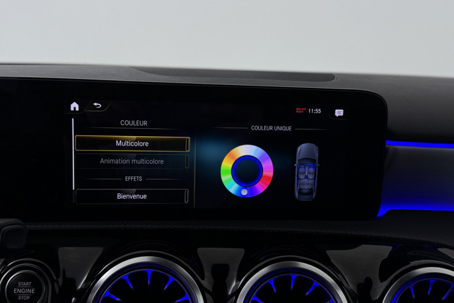 Mercedes-Benz A-Klasse 180 Business Solution AMG (STOELVERWARMING, SFEERVERLICHTING, CAMERA, NAVIGATIE, PARKEERSENSOREN)