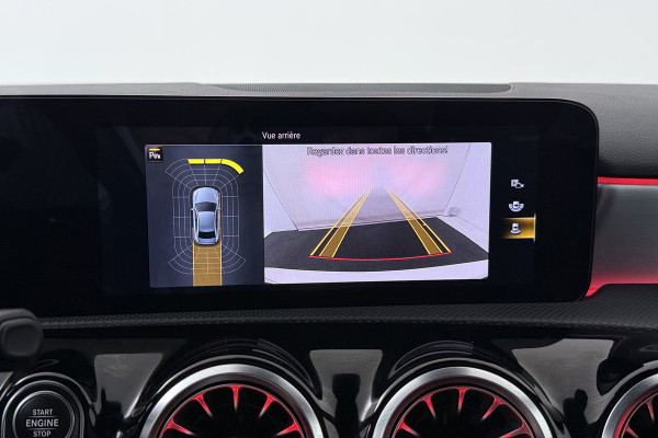 Mercedes-Benz A-Klasse 180 Business Solution AMG (STOELVERWARMING, SFEERVERLICHTING, CAMERA, NAVIGATIE, PARKEERSENSOREN)