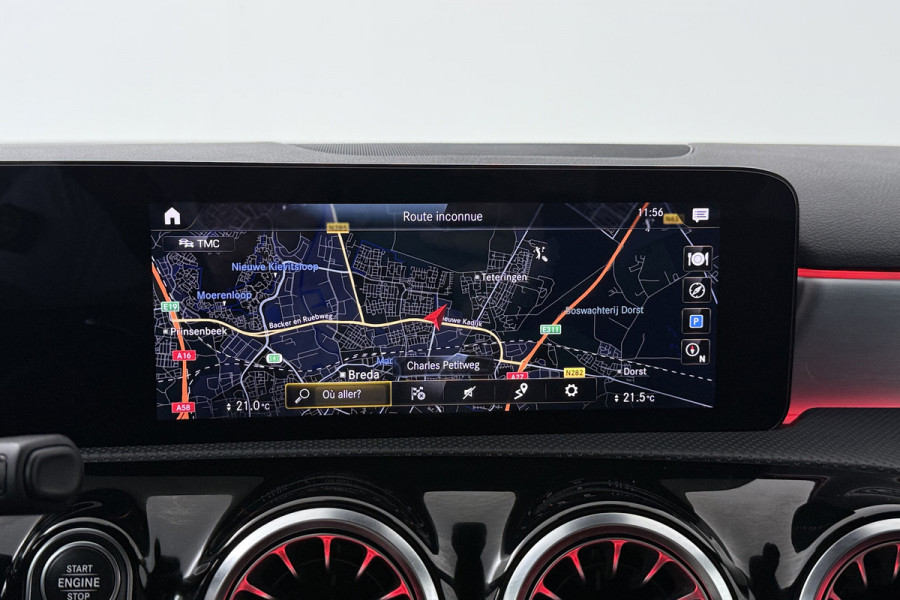 Mercedes-Benz A-Klasse 180 Business Solution AMG (STOELVERWARMING, SFEERVERLICHTING, CAMERA, NAVIGATIE, PARKEERSENSOREN)