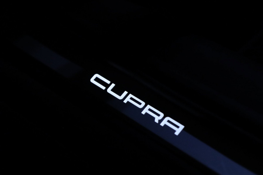 CUPRA Formentor 1.4 e-Hybrid VZ / PANO / ACC / KEYLESS / CAMERA / STUUR+STOELVERW
