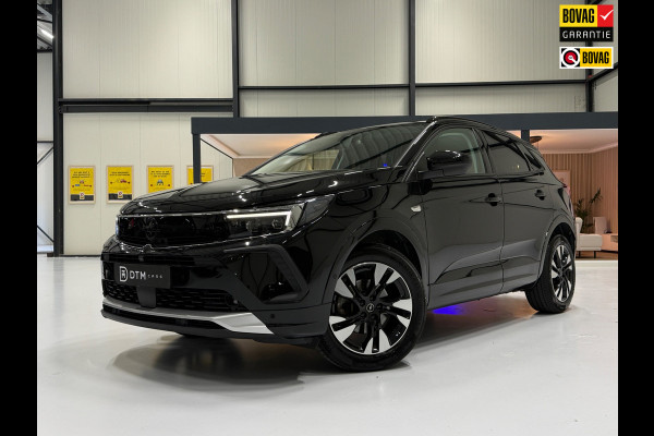 Opel Grandland Ultimate 1.2 Turbo AUT 130pk | Perla Nera Zwart | 360° Camera | Trekhaak | Elektr. Achterklep