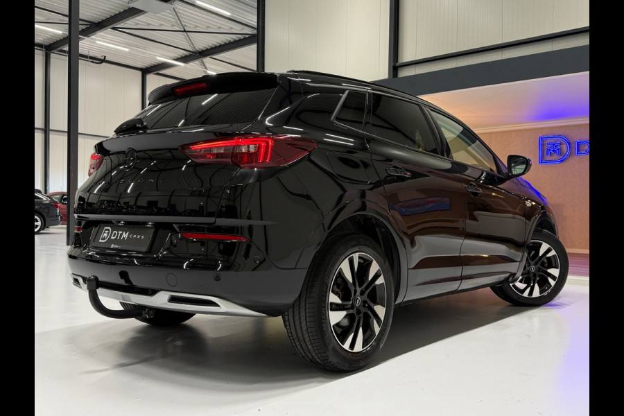 Opel Grandland Ultimate 1.2 Turbo AUT 130pk | Perla Nera Zwart | 360° Camera | Trekhaak | Elektr. Achterklep