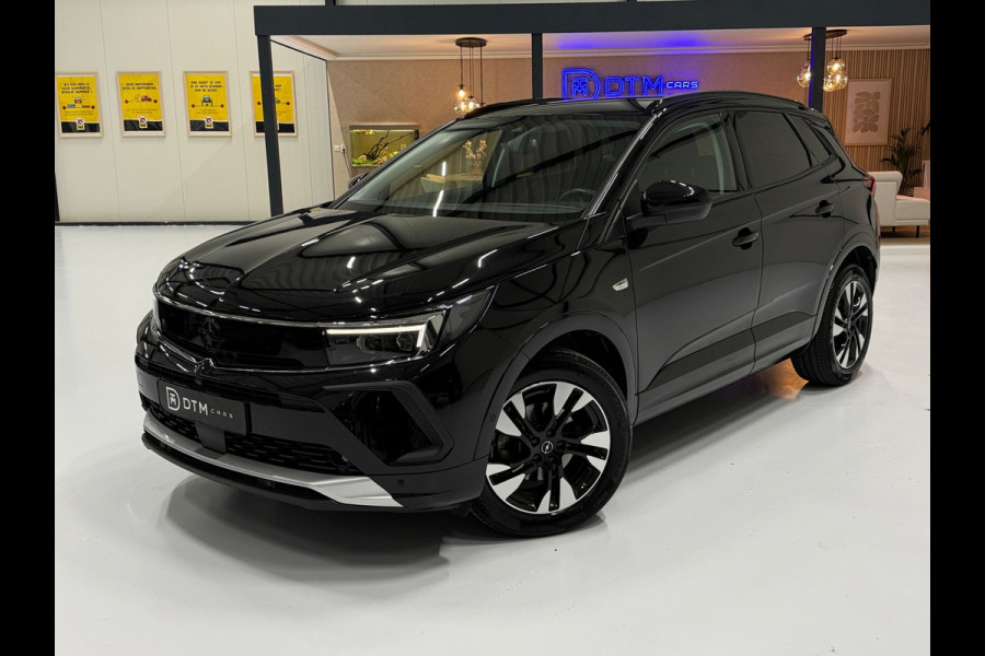 Opel Grandland Ultimate 1.2 Turbo AUT 130pk | Perla Nera Zwart | 360° Camera | Trekhaak | Elektr. Achterklep