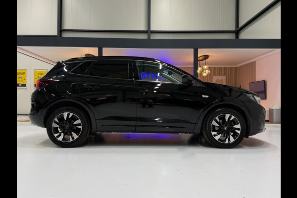 Opel Grandland Ultimate 1.2 Turbo AUT 130pk | Perla Nera Zwart | 360° Camera | Trekhaak | Elektr. Achterklep