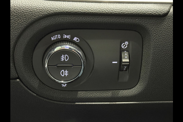 Opel Grandland Ultimate 1.2 Turbo AUT 130pk | Perla Nera Zwart | 360° Camera | Trekhaak | Elektr. Achterklep