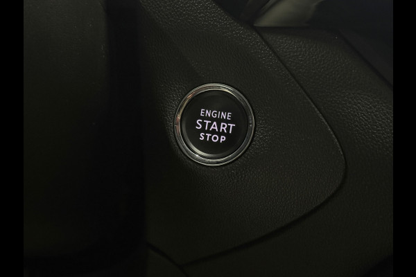 Opel Grandland Ultimate 1.2 Turbo AUT 130pk | Perla Nera Zwart | 360° Camera | Trekhaak | Elektr. Achterklep
