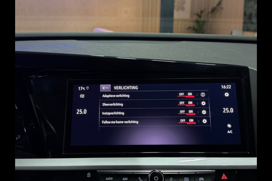 Opel Grandland Ultimate 1.2 Turbo AUT 130pk | Perla Nera Zwart | 360° Camera | Trekhaak | Elektr. Achterklep