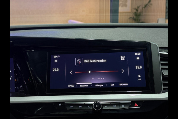 Opel Grandland Ultimate 1.2 Turbo AUT 130pk | Perla Nera Zwart | 360° Camera | Trekhaak | Elektr. Achterklep