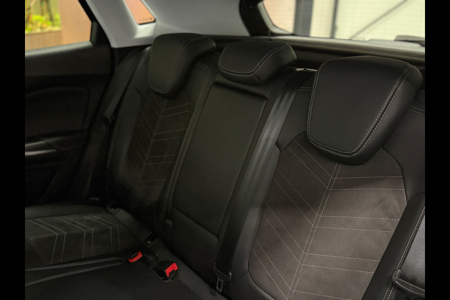 Opel Grandland Ultimate 1.2 Turbo AUT 130pk | Perla Nera Zwart | 360° Camera | Trekhaak | Elektr. Achterklep