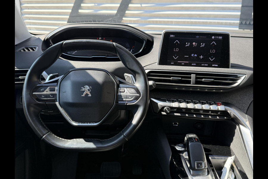 Peugeot 3008 1.2 PureTech Allure 2e Eigenaar|Schuifdak|Camera|Carplay|Clima|Trekhaak|i-Cockpit|Cruise|Elek Ramen|LM Velgen|PDC V+A|Stoelverwarming|Nieuwe APK bij aflevering