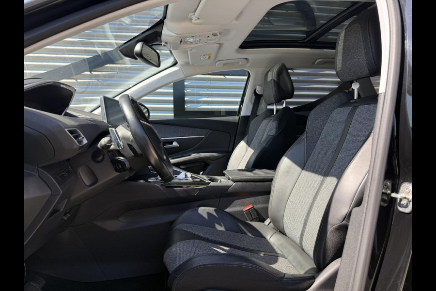 Peugeot 3008 1.2 PureTech Allure 2e Eigenaar|Schuifdak|Camera|Carplay|Clima|Trekhaak|i-Cockpit|Cruise|Elek Ramen|LM Velgen|PDC V+A|Stoelverwarming|Nieuwe APK bij aflevering