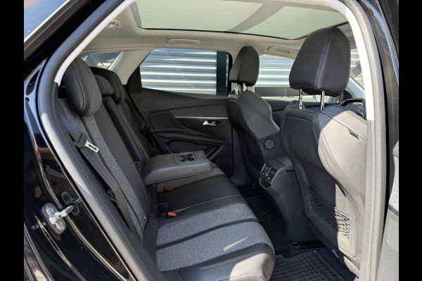 Peugeot 3008 1.2 PureTech Allure 2e Eigenaar|Schuifdak|Camera|Carplay|Clima|Trekhaak|i-Cockpit|Cruise|Elek Ramen|LM Velgen|PDC V+A|Stoelverwarming|Nieuwe APK bij aflevering