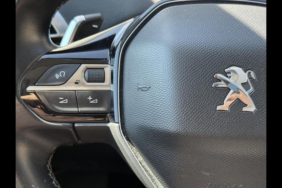 Peugeot 3008 1.2 PureTech Allure 2e Eigenaar|Schuifdak|Camera|Carplay|Clima|Trekhaak|i-Cockpit|Cruise|Elek Ramen|LM Velgen|PDC V+A|Stoelverwarming|Nieuwe APK bij aflevering