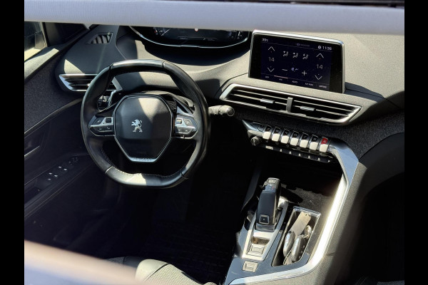 Peugeot 3008 1.2 PureTech Allure 2e Eigenaar|Schuifdak|Camera|Carplay|Clima|Trekhaak|i-Cockpit|Cruise|Elek Ramen|LM Velgen|PDC V+A|Stoelverwarming|Nieuwe APK bij aflevering