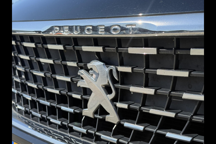 Peugeot 3008 1.2 PureTech Allure 2e Eigenaar|Schuifdak|Camera|Carplay|Clima|Trekhaak|i-Cockpit|Cruise|Elek Ramen|LM Velgen|PDC V+A|Stoelverwarming|Nieuwe APK bij aflevering