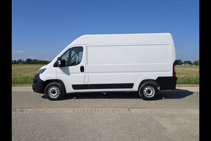 Fiat Ducato 2.2 MultiJet 140 S&S L2H2 3.5t - Euro 6 - 140 Pk - Navi - ParkeerCamera - Airco - Cruise Control