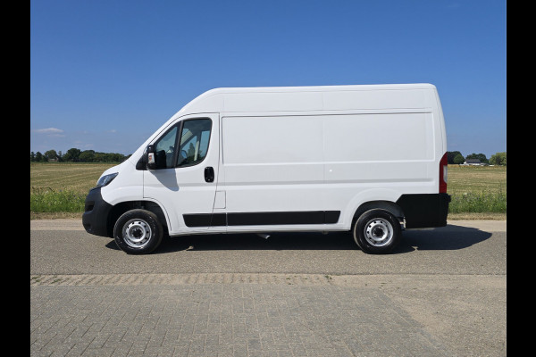 Fiat Ducato 2.2 MultiJet 140 S&S L2H2 3.5t - Euro 6 - 140 Pk - Navi - ParkeerCamera - Airco - Cruise Control