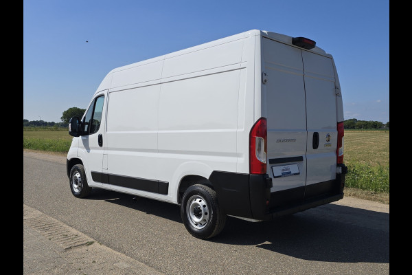 Fiat Ducato 2.2 MultiJet 140 S&S L2H2 3.5t - Euro 6 - 140 Pk - Navi - ParkeerCamera - Airco - Cruise Control