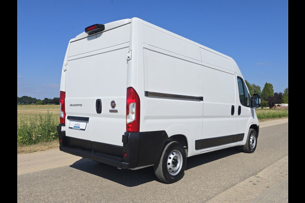 Fiat Ducato 2.2 MultiJet 140 S&S L2H2 3.5t - Euro 6 - 140 Pk - Navi - ParkeerCamera - Airco - Cruise Control