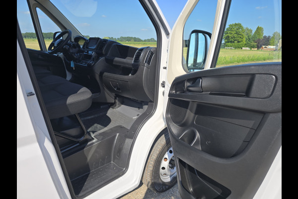 Fiat Ducato 2.2 MultiJet 140 S&S L2H2 3.5t - Euro 6 - 140 Pk - Navi - ParkeerCamera - Airco - Cruise Control