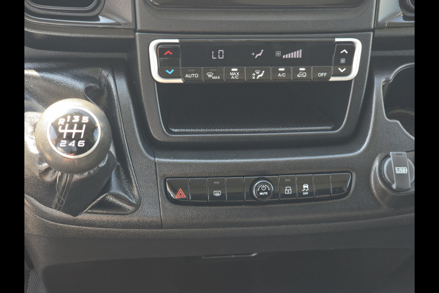 Fiat Ducato 2.2 MultiJet 140 S&S L2H2 3.5t - Euro 6 - 140 Pk - Navi - ParkeerCamera - Airco - Cruise Control