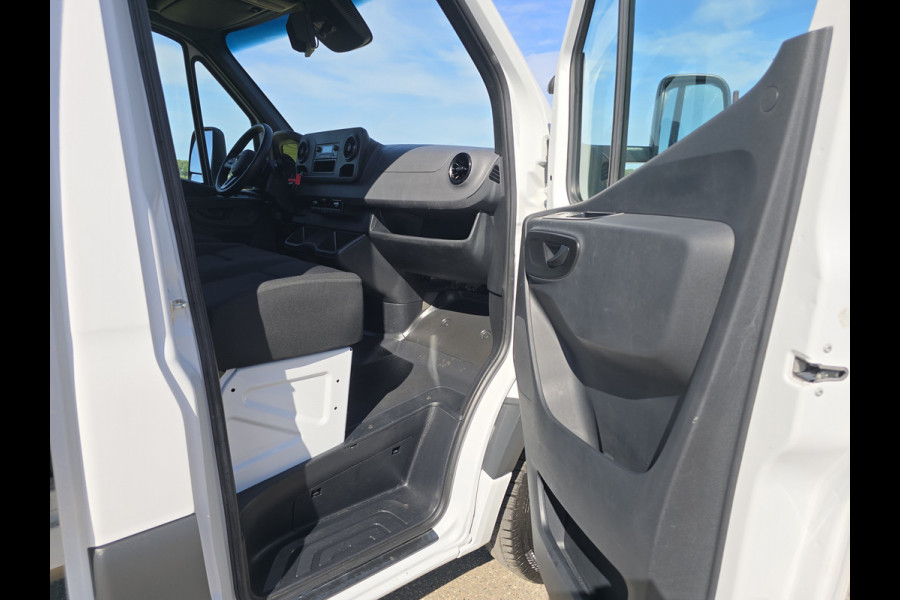 Mercedes-Benz Sprinter 515 CDI Bakwagen + Laadklep - AUTOMAAT - Euro 6 - 150 Pk - Airco - Cruise Control