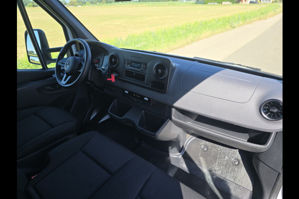 Mercedes-Benz Sprinter 515 CDI Bakwagen + Laadklep - AUTOMAAT - Euro 6 - 150 Pk - Airco - Cruise Control