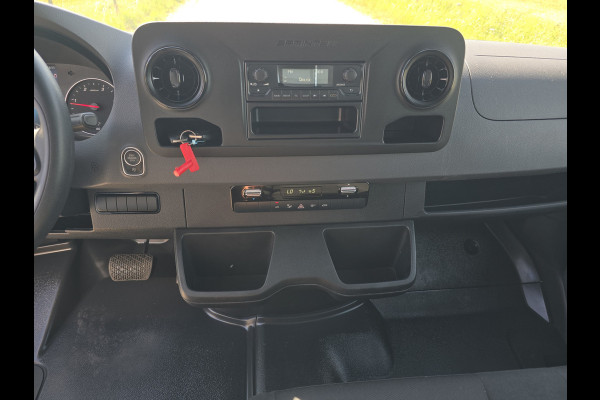 Mercedes-Benz Sprinter 515 CDI Bakwagen + Laadklep - AUTOMAAT - Euro 6 - 150 Pk - Airco - Cruise Control