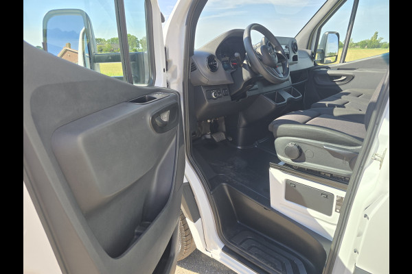 Mercedes-Benz Sprinter 515 CDI Bakwagen + Laadklep - AUTOMAAT - Euro 6 - 150 Pk - Airco - Cruise Control