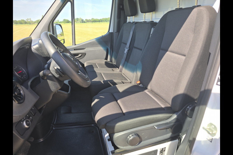 Mercedes-Benz Sprinter 515 CDI Bakwagen + Laadklep - AUTOMAAT - Euro 6 - 150 Pk - Airco - Cruise Control