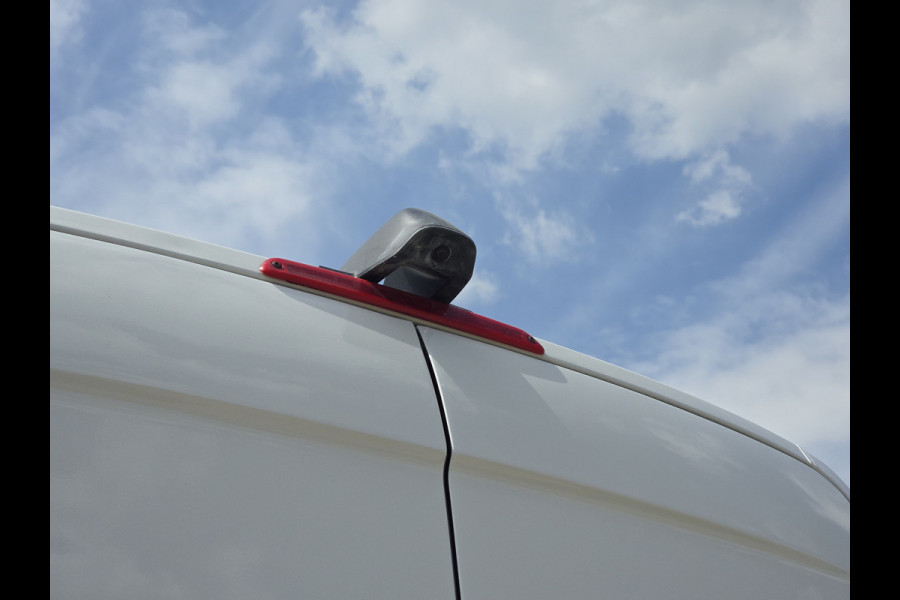 Mercedes-Benz Sprinter 315 1.9 CDI L2H2 RWD - Euro 6 - AUTOMAAT - 150 Pk - MBUX - ParkeerCamera -