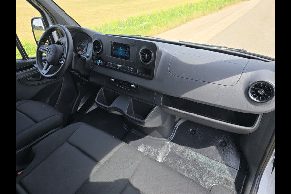 Mercedes-Benz Sprinter 315 1.9 CDI L2H2 RWD - Euro 6 - AUTOMAAT - 150 Pk - MBUX - ParkeerCamera -