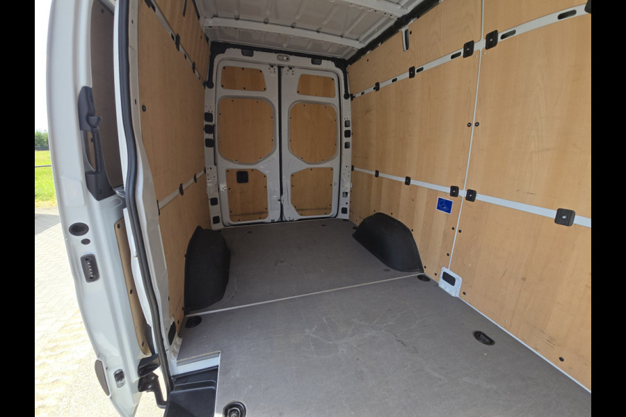Mercedes-Benz Sprinter 315 1.9 CDI L2H2 RWD - Euro 6 - AUTOMAAT - 150 Pk - MBUX - ParkeerCamera -