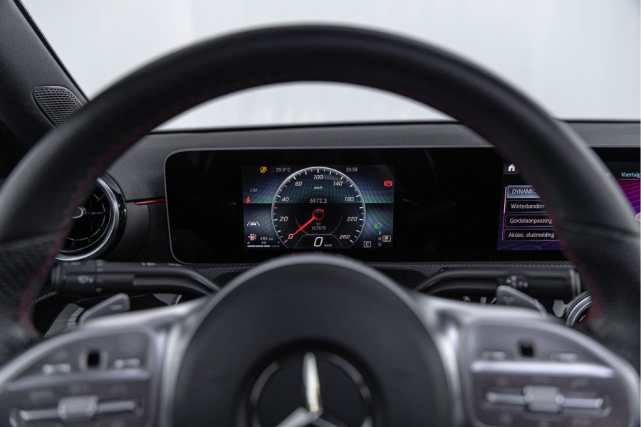 Mercedes-Benz A-Klasse 200 Launch Edition Premium Plus AMG Pano 19''