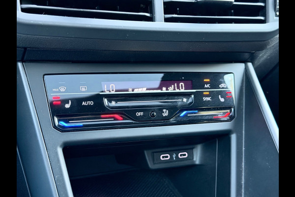 Volkswagen Taigo 1.5 TSI 3x R-Line Pano/AppleCarPlay