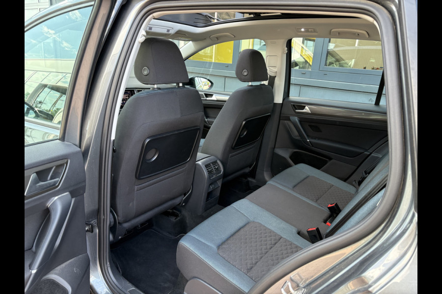Volkswagen Golf Sportsvan 1.5 TSI ACT DSG Comfortline SCHUIFDAK/CAMERA/DODEHOEK/ADAPT.CRUISE
