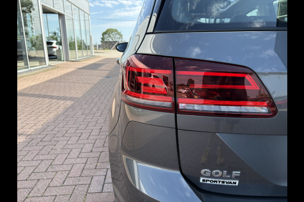 Volkswagen Golf Sportsvan 1.5 TSI ACT DSG Comfortline SCHUIFDAK/CAMERA/DODEHOEK/ADAPT.CRUISE