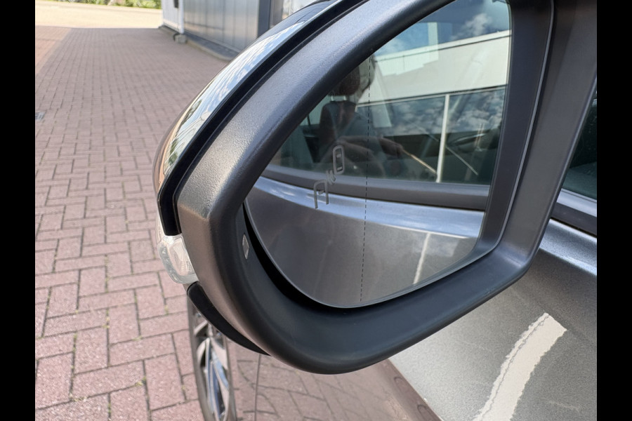 Volkswagen Golf Sportsvan 1.5 TSI ACT DSG Comfortline SCHUIFDAK/CAMERA/DODEHOEK/ADAPT.CRUISE