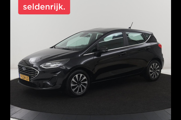 Ford Fiesta 1.0 EcoBoost Hybrid Titanium | Cruise control | Park assist | Climate control | Navigatie | Carplay | Lederen stuurwiel | Lane assist |