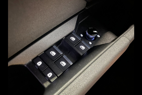 Audi Q4 e-tron 40 Advanced edition 77 kWh|88%SOH|20''LMV|ACC|APPLE CARPLAY|STOELVERWARMING|NAVIGATIE|NL-AUTO|NAP|1e EIG|INCL. BTW|