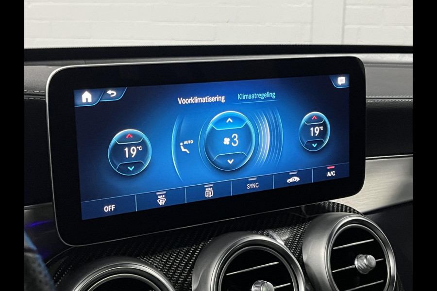 Mercedes-Benz GLC 300e 4MATIC AMG-line Trekhaak | Burmester | Open dak | Stoelverwarming | Carplay | Cruise control | Achteruitrij camera