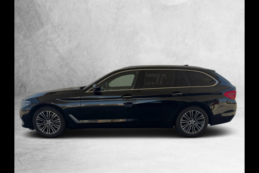 BMW 5 Serie Touring 530i High Executive (Goed OndH, Trekhaak, 360 Camera, Navi, Stoel/stuur VerW, Camera, Comfort Stoelen, Etc)